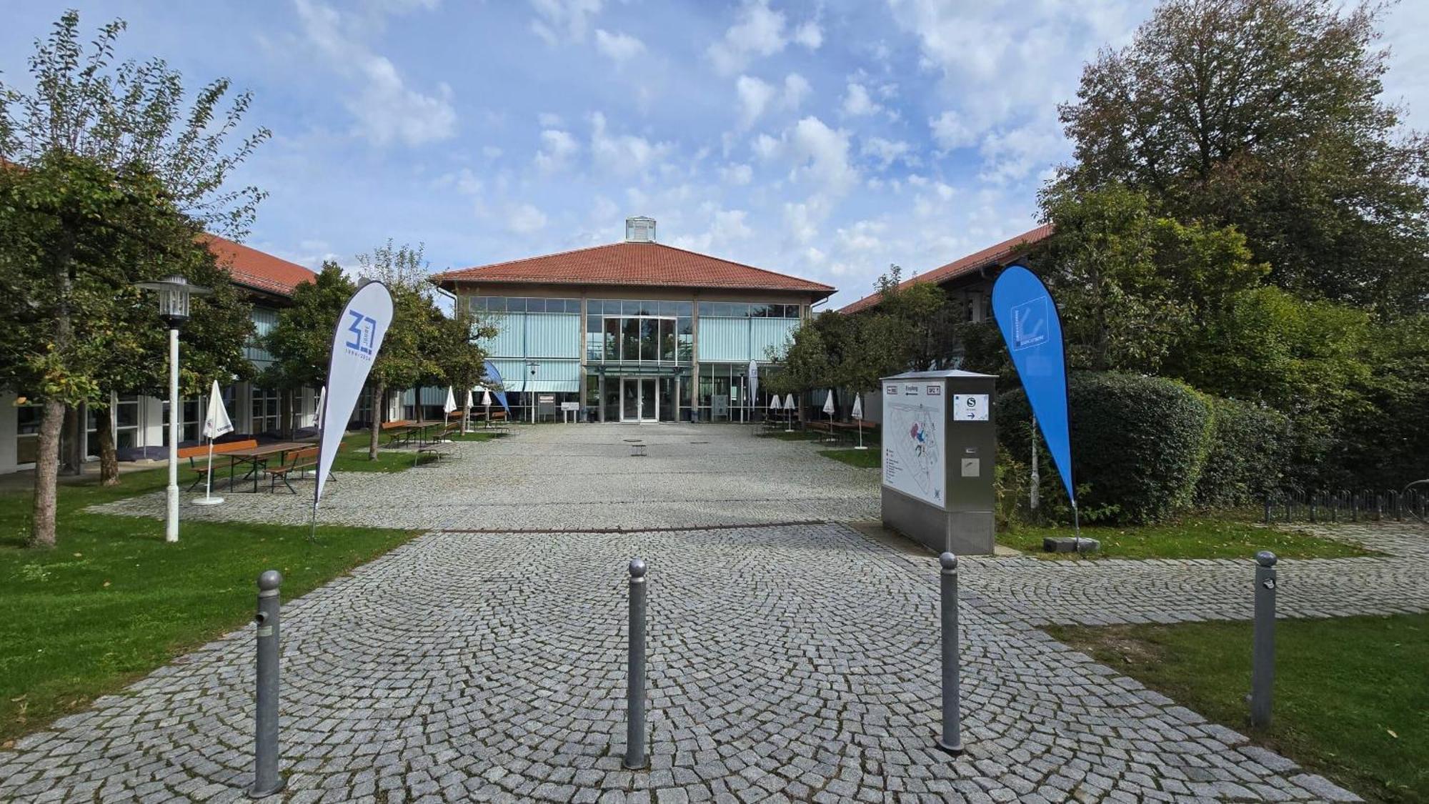 Sportschule Oberhaching Hotel Екстериор снимка