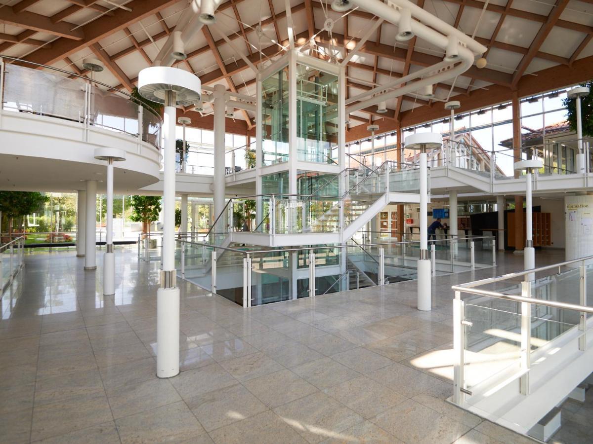 Sportschule Oberhaching Hotel Екстериор снимка